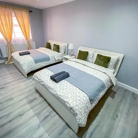 Modern 1-Bedroom Flat, 5 Guest, London - F2 Exterior photo